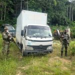 Trabajador de limpieza cae sobre cables de tensión en Sopocachi